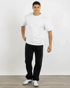 555 Relaxed Straight Jeans