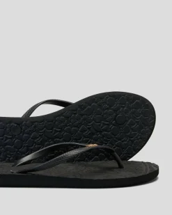Antilles II Thongs