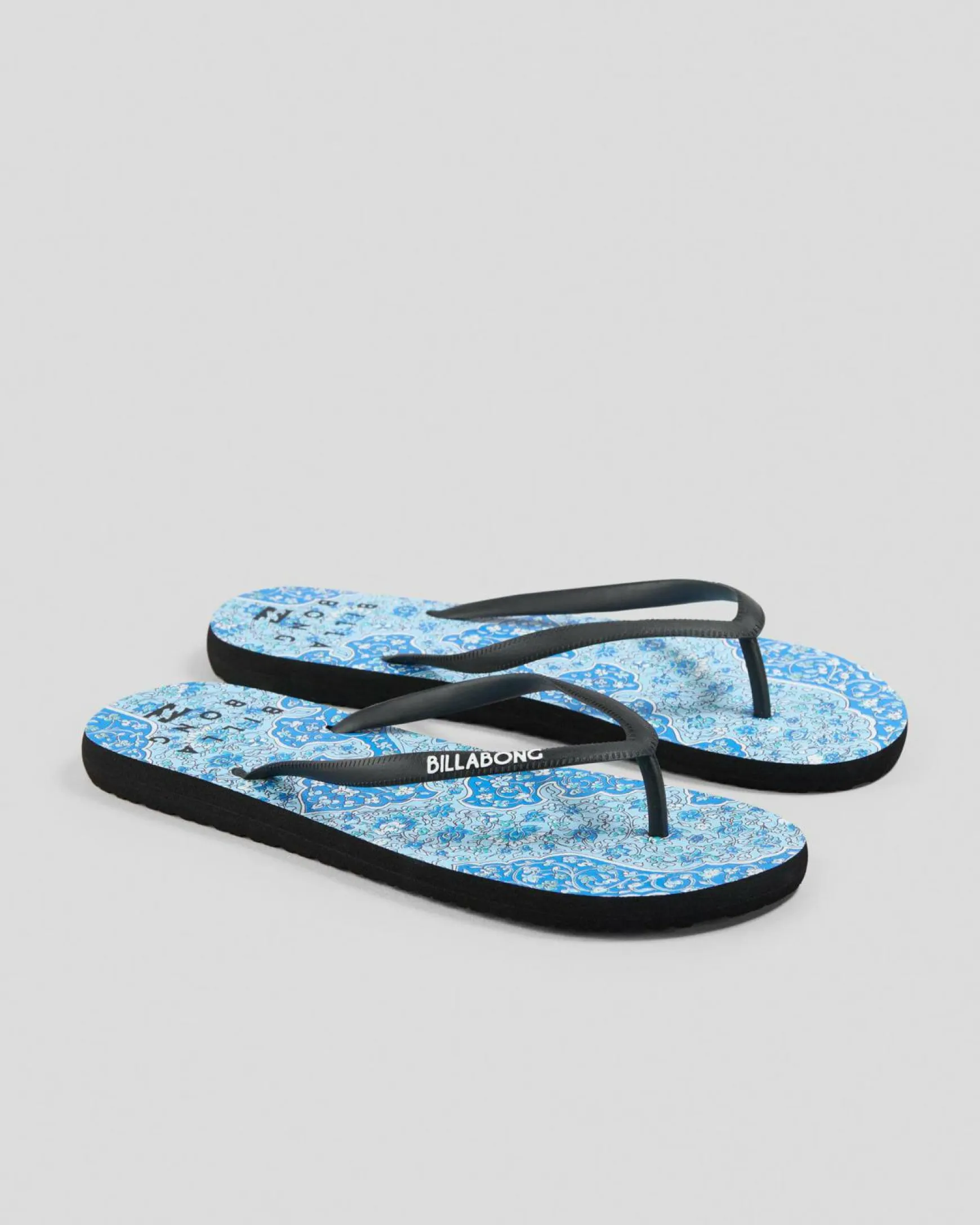 Bohemia Thongs