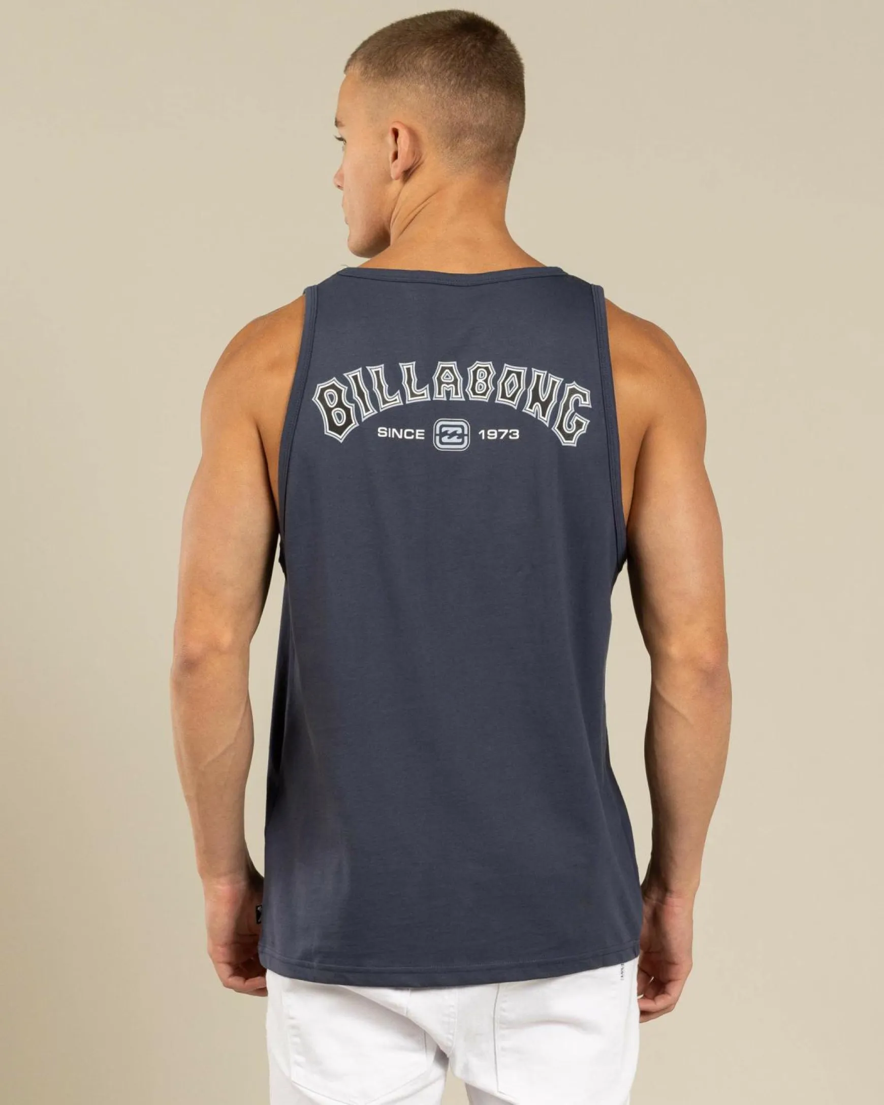 Bracket Arch Singlet