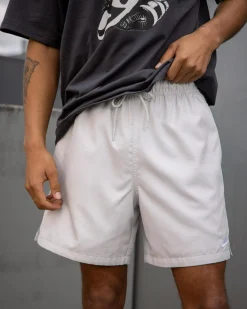 Club Flow Shorts