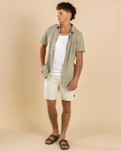 Conclude Elastic Waist Shorts