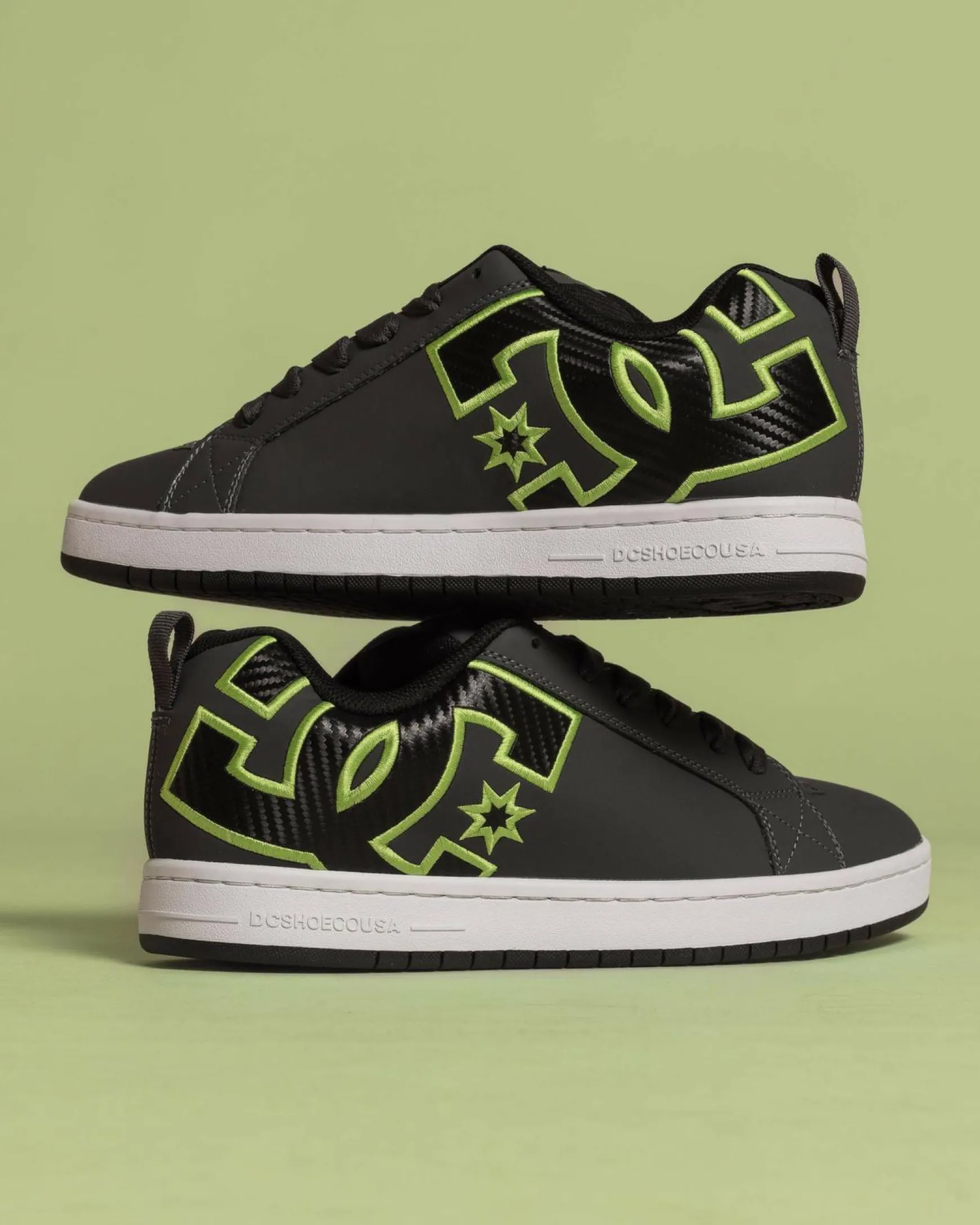 Court Graffik Shoes