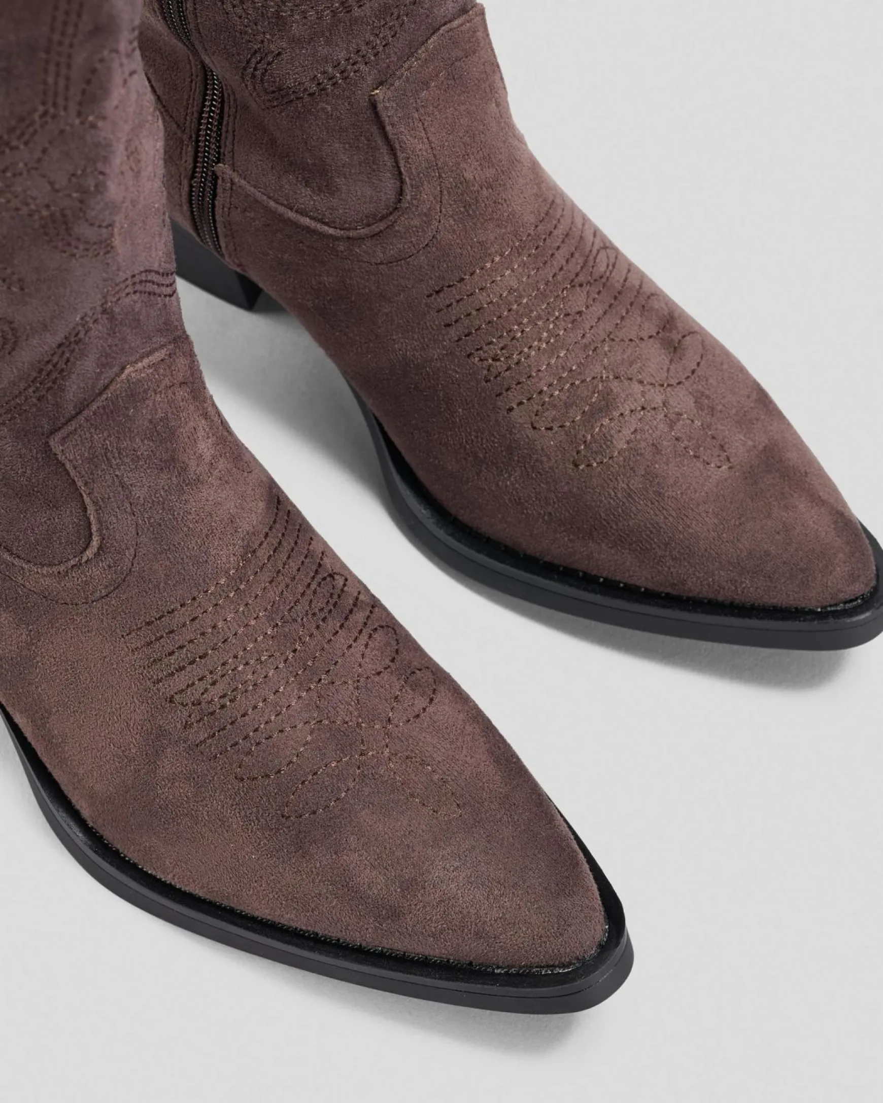 Dolly Boots