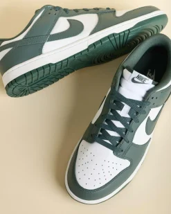 Dunk Low Retro Shoes