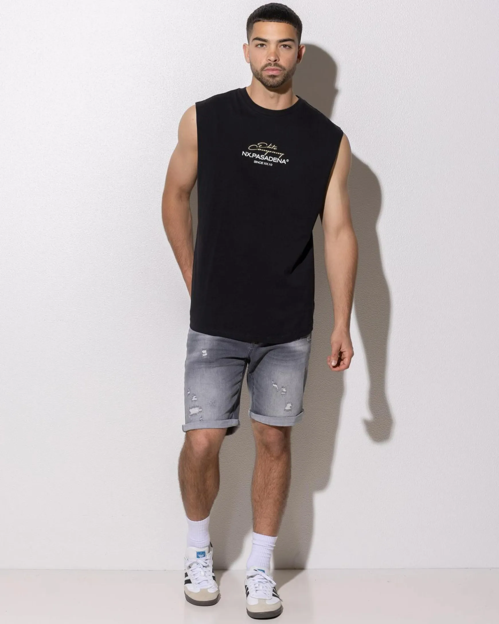 Foreign Scoop Muscle Tank