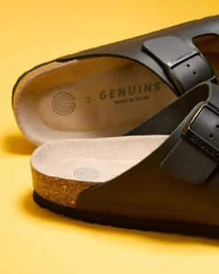 Hawaii Oiled Leather Sandals