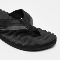 Hummer 3 Thongs