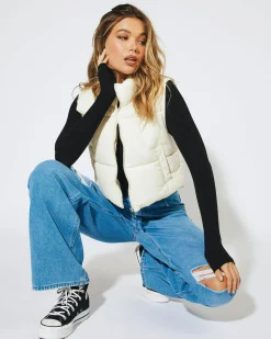 Icy Puffer Vest