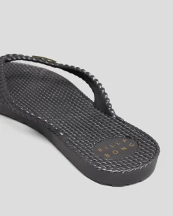 Kick Back Metallic Thongs