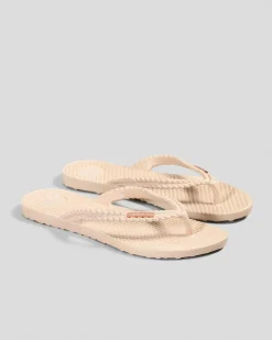 Kick Back Thongs