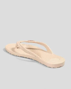 Kick Back Thongs