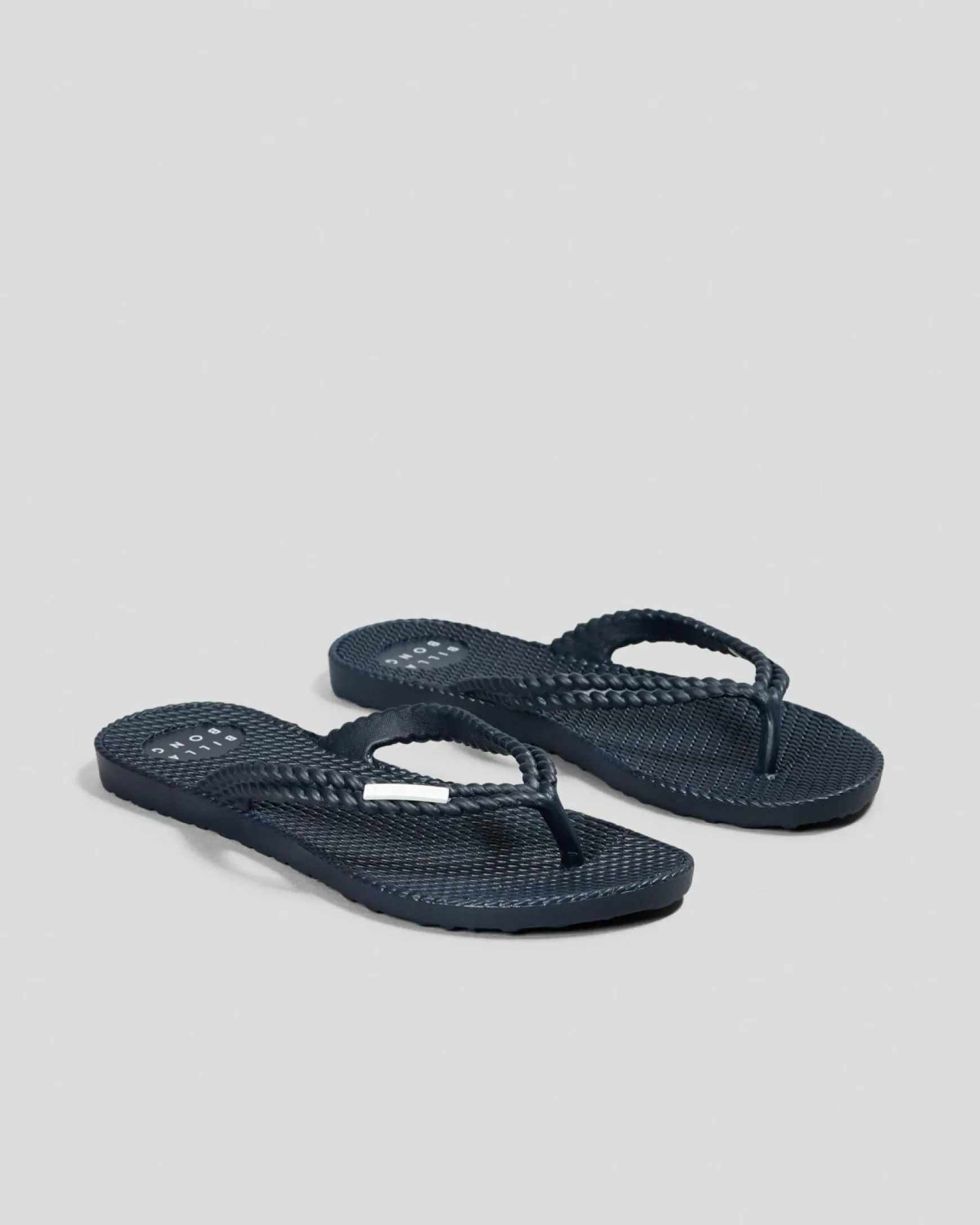 Kick Back Thongs