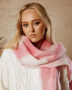 Leslie Scarf