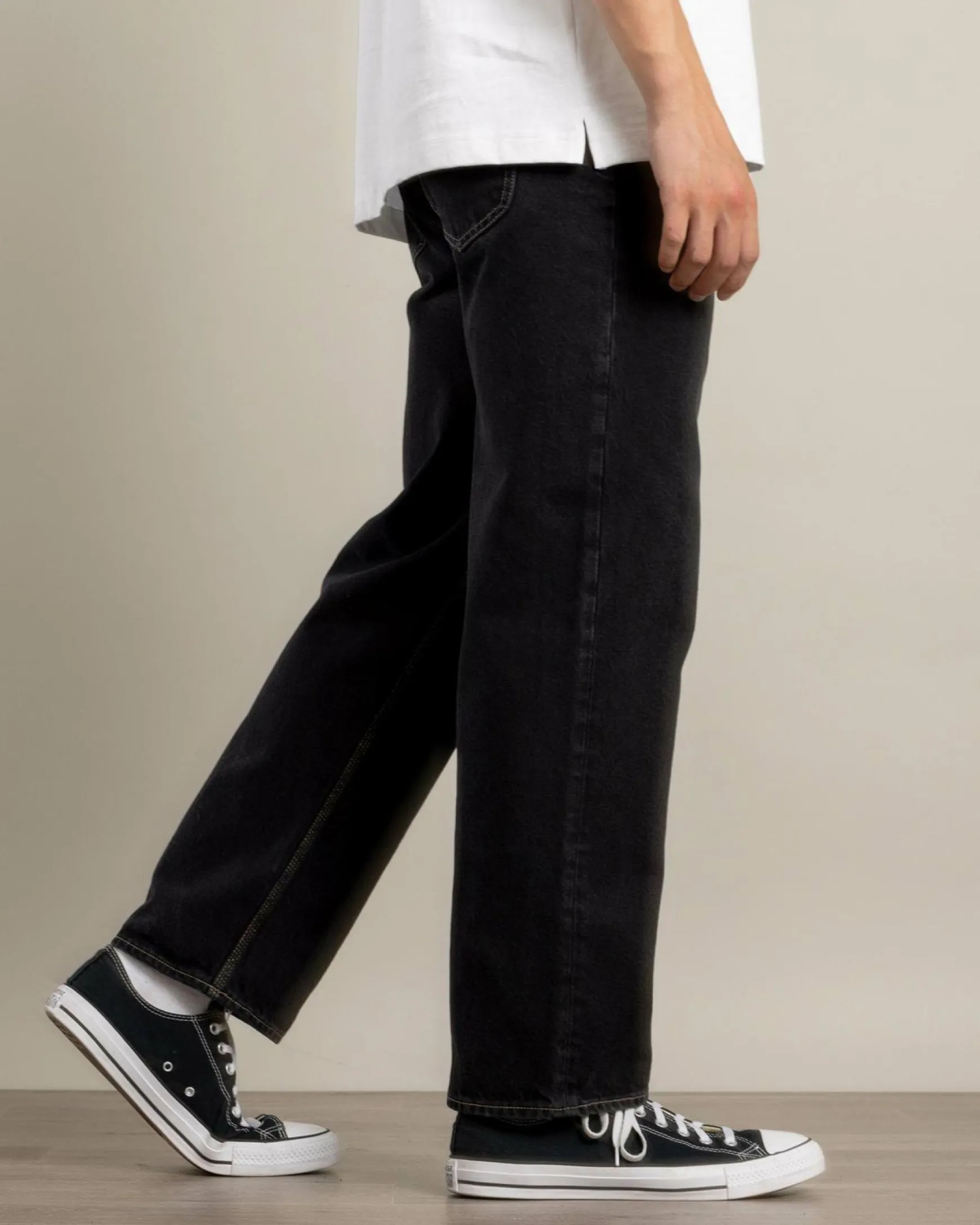 L-Four Baggy Jeans