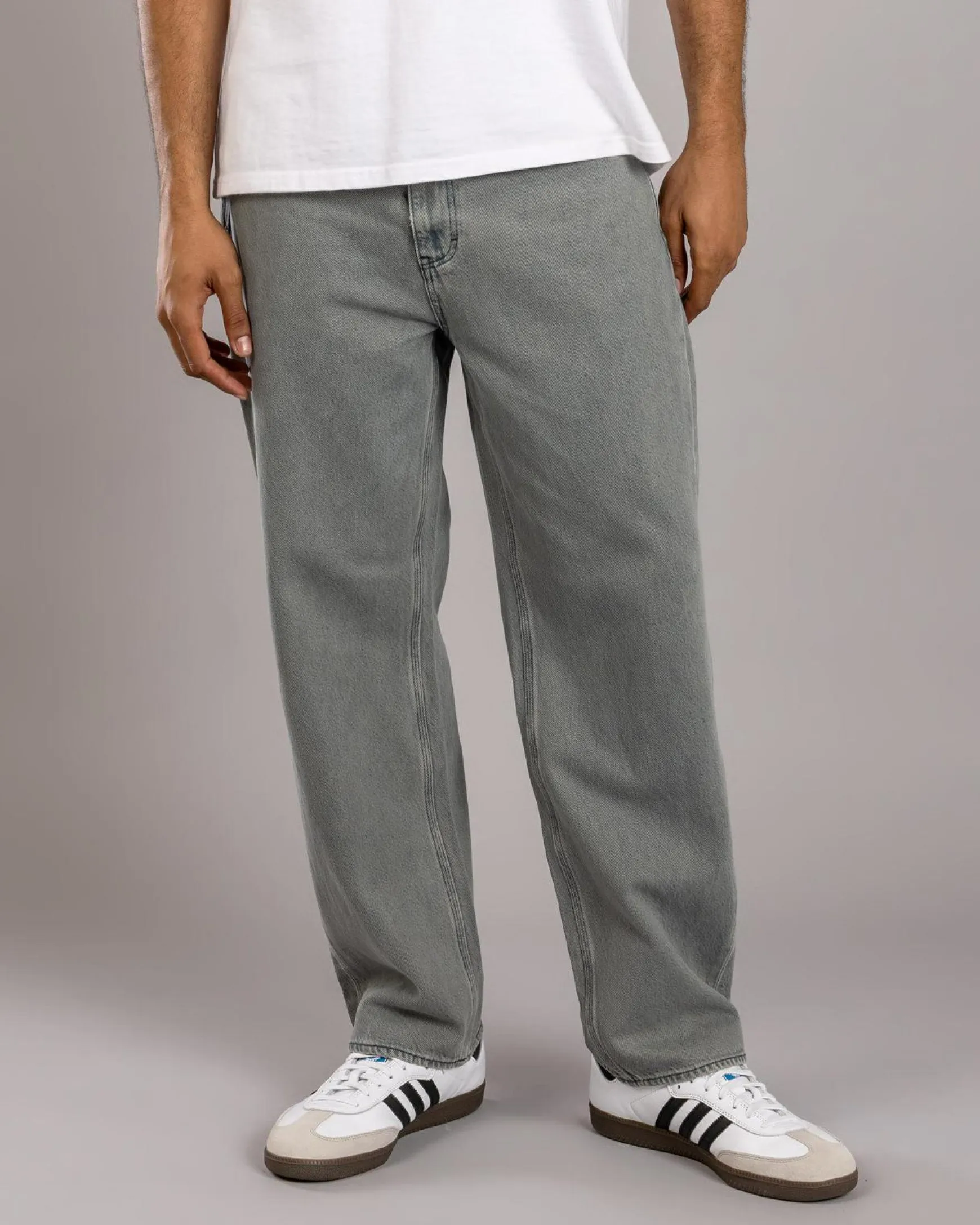 L-Four Baggy Jeans