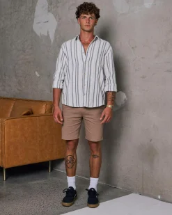 Lineup Shorts