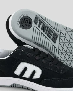 Lo-Cut Shoes