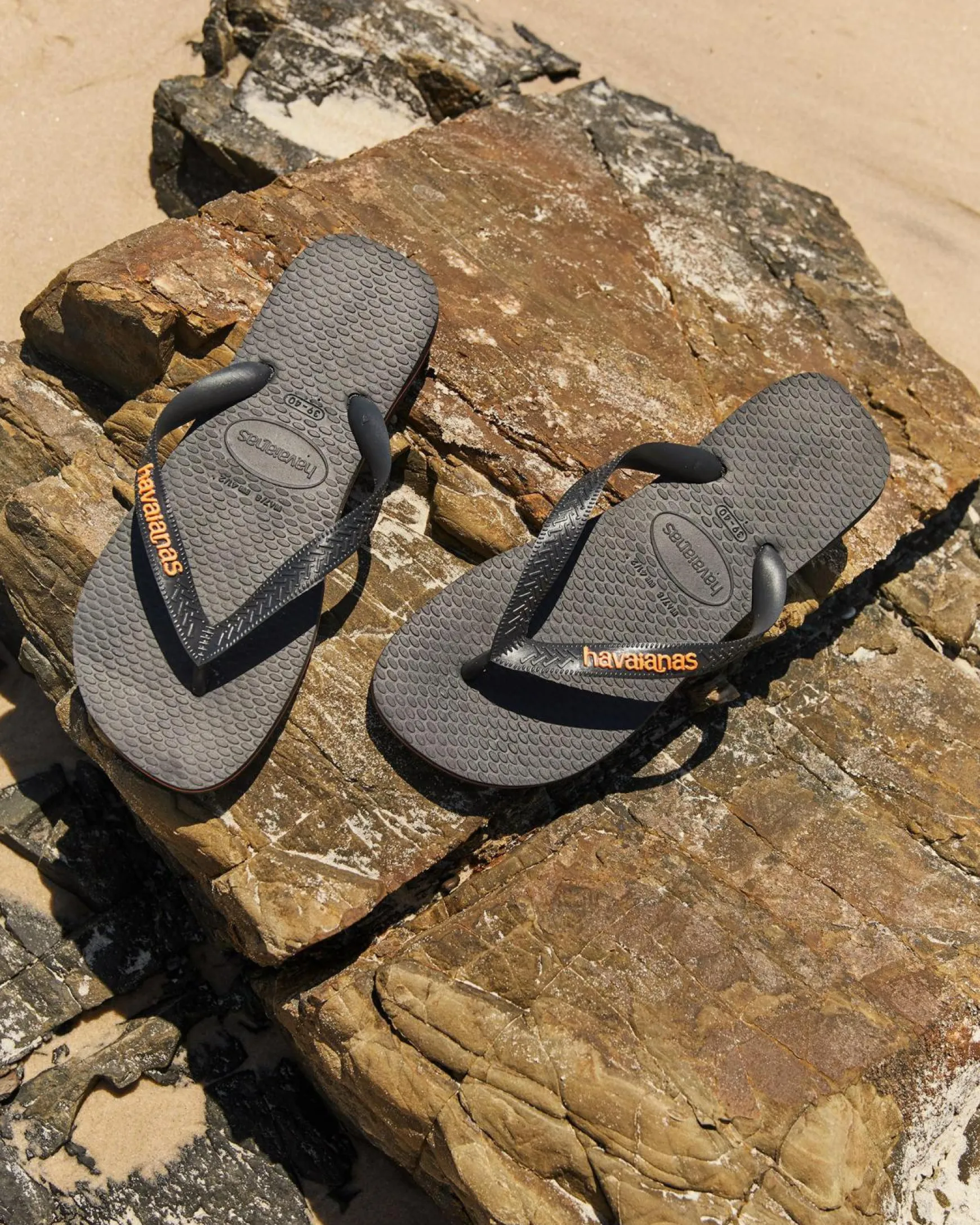 Logo Thongs
