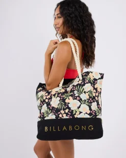 Lost Cove Beach Bag