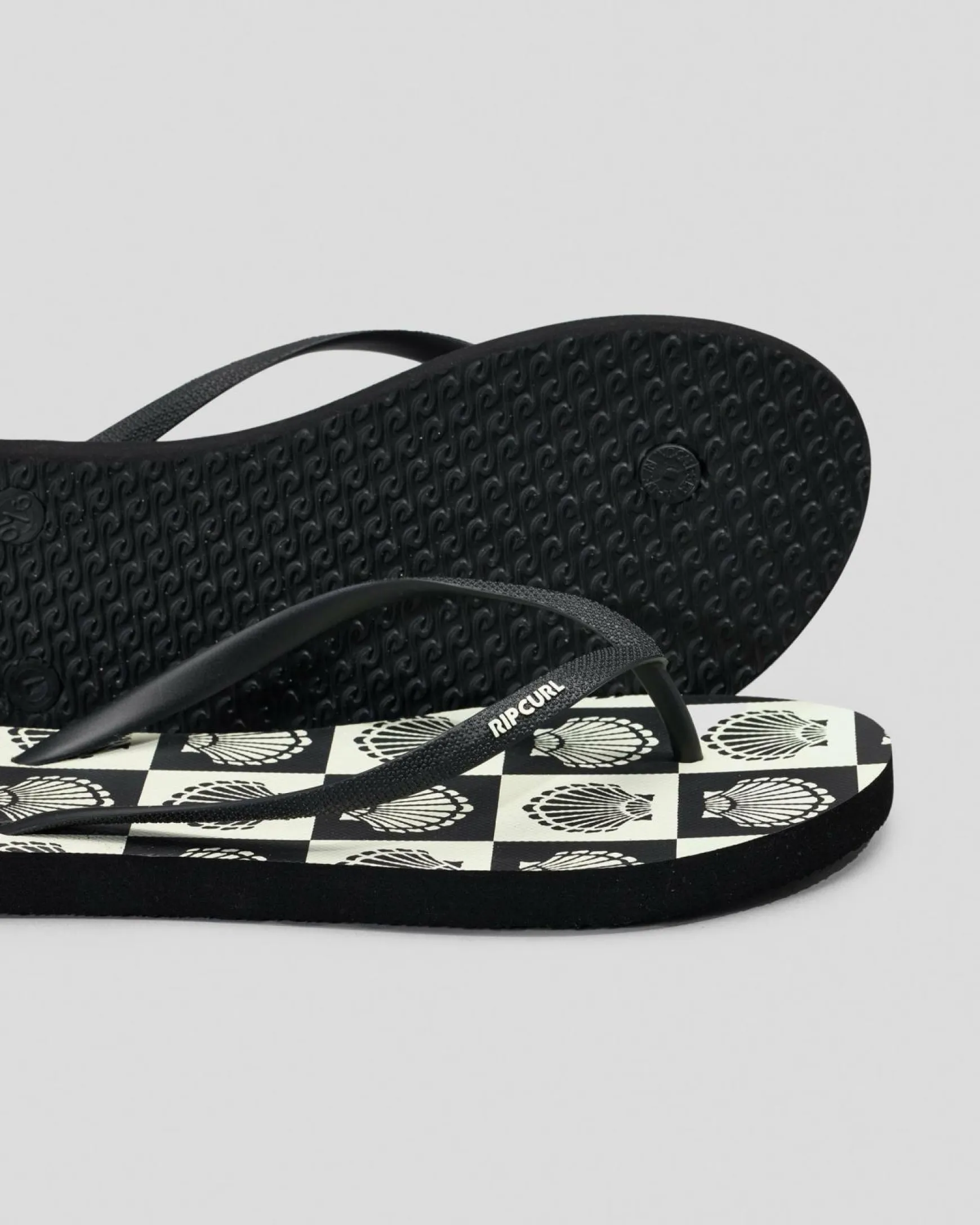 Mixed Bloom Thongs