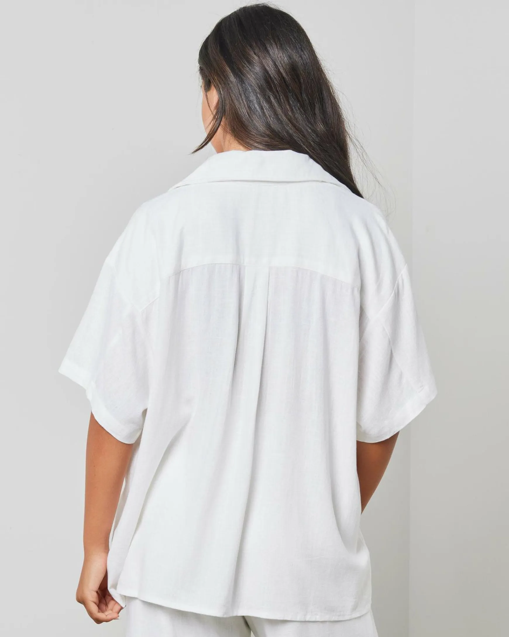 Nora Hawaii Short Sleeve Shirt