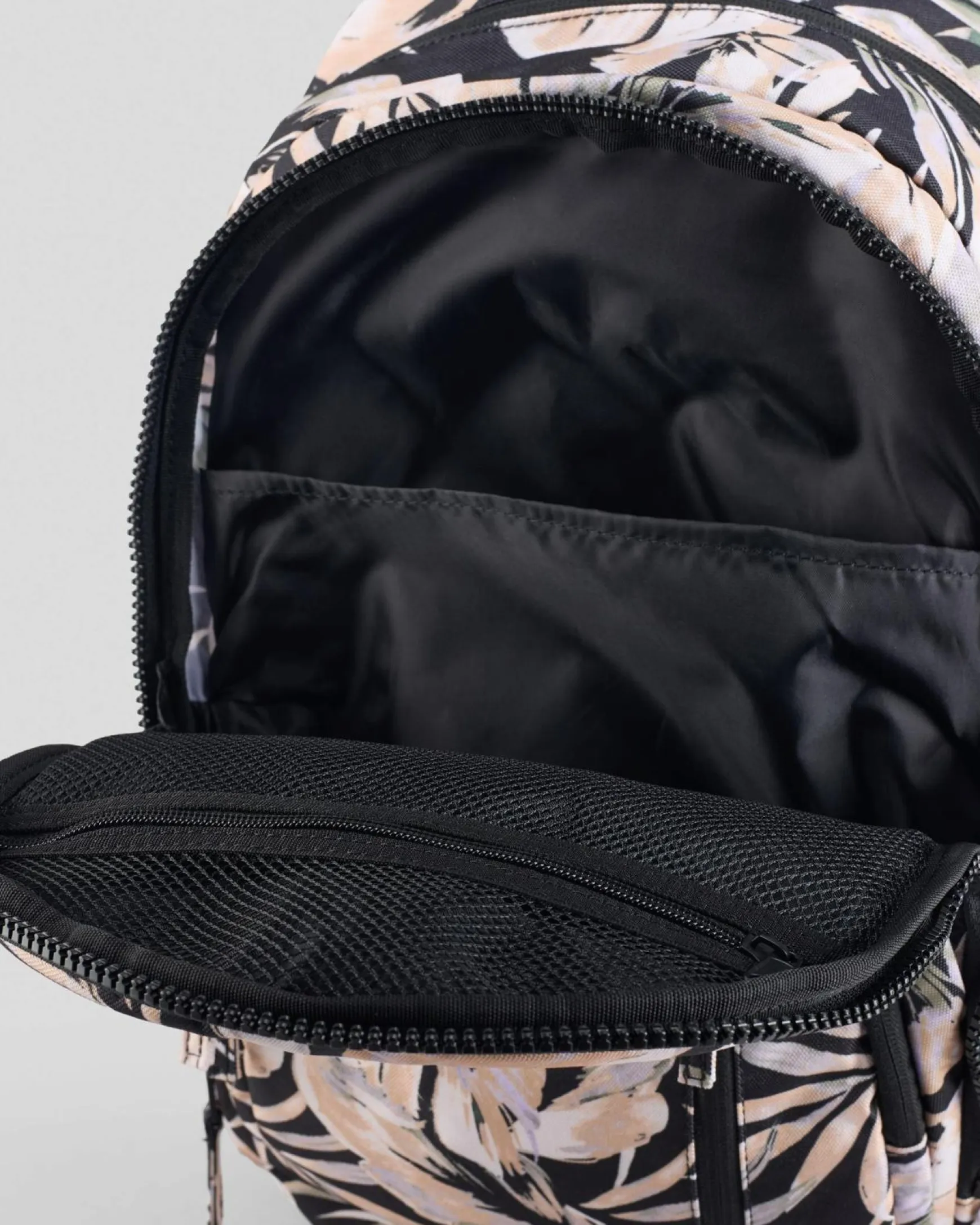 Roadie Backpack
