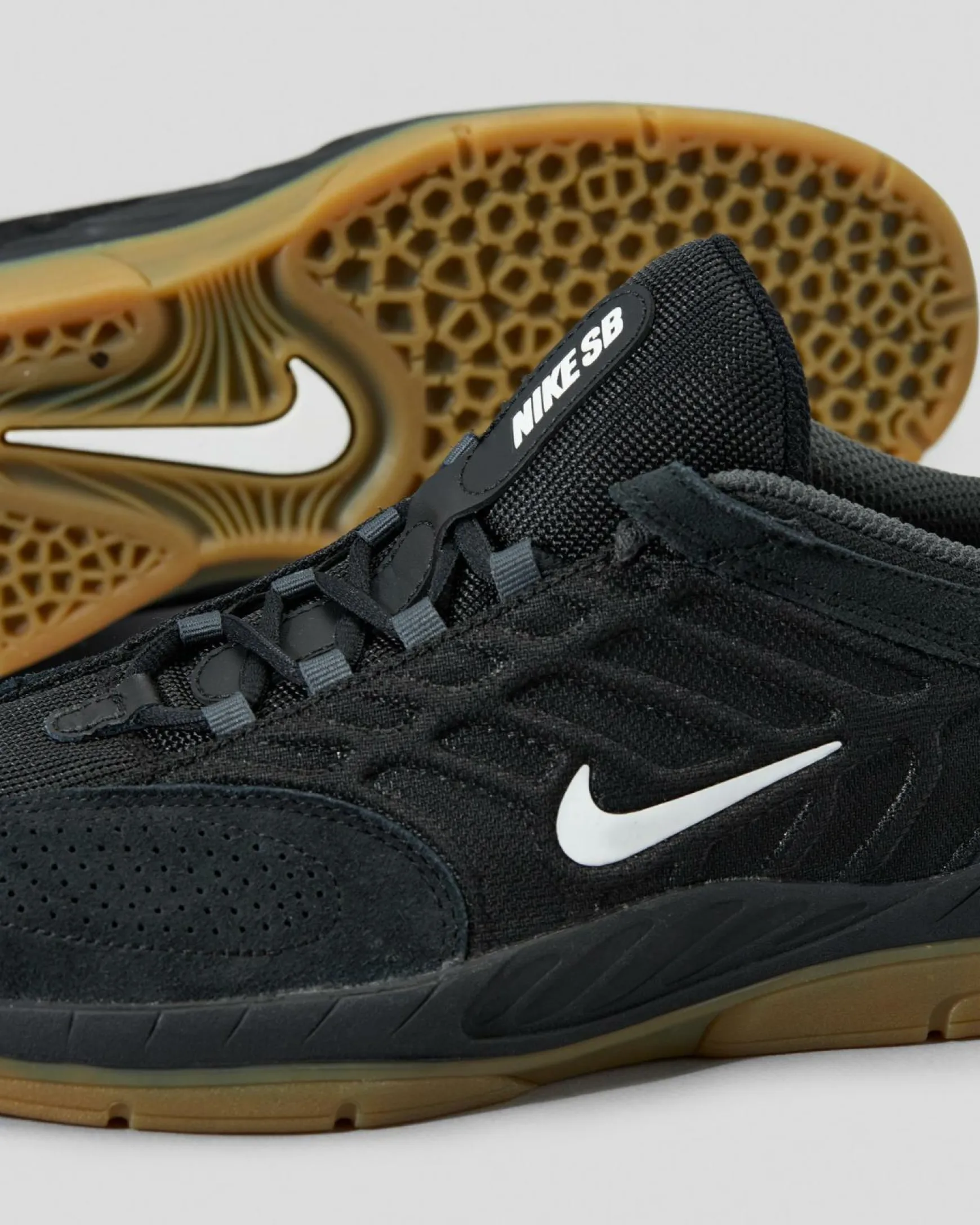 SB Vertebrae Shoes