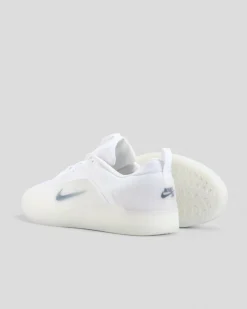SB Zoom Nyjah 4 Shoes