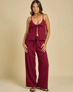 Seraphina Hawaii Tie Front Top