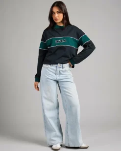 Spectate Embroidered Logo Long Sleeve T-Shirt