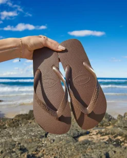 Top Thongs