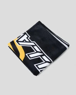 Waves Towel