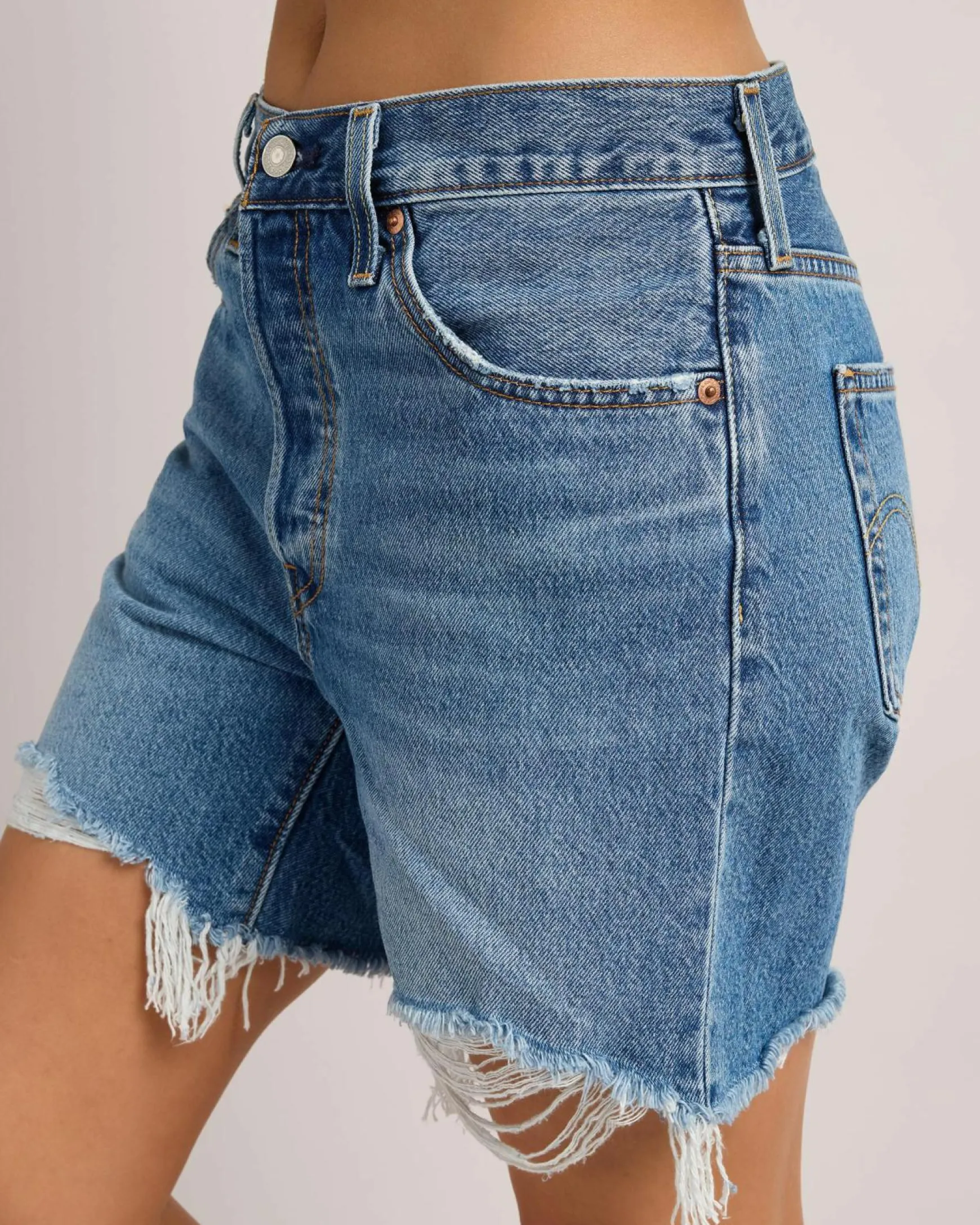Women's 501® Mid-Thigh Shorts